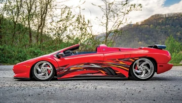 1992 Toyota MR2 Transformed Into a Lamborghini Diablo